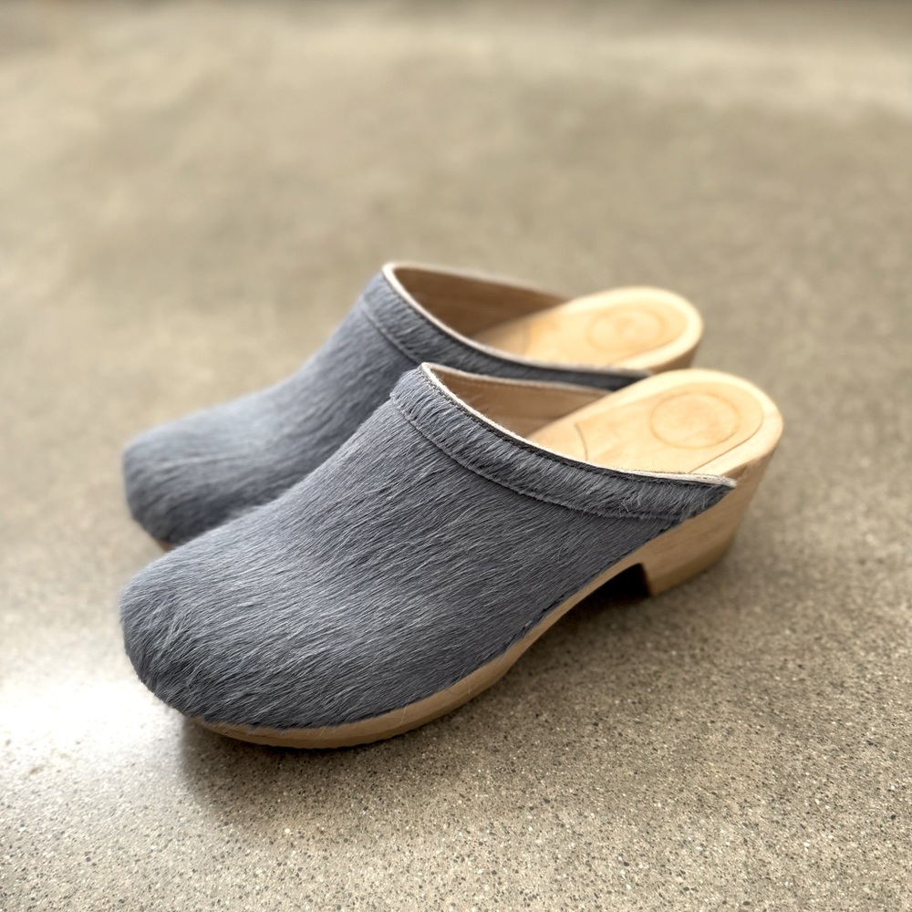 No.6 Size 39 Pony Hair low clog Blue 8